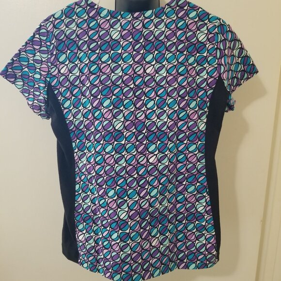 XS Scrub Top Bundle – 5 Tops (White Cross & More) – Size XS - Picture 10 of 11